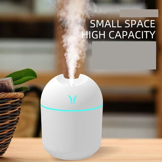 Diffusore di oli essenziali per aromi, mini umidificatore USB da 250 ml per casa, auto, diffusore di nebbia silenzioso a ultrasuoni con lampada a LED colorata