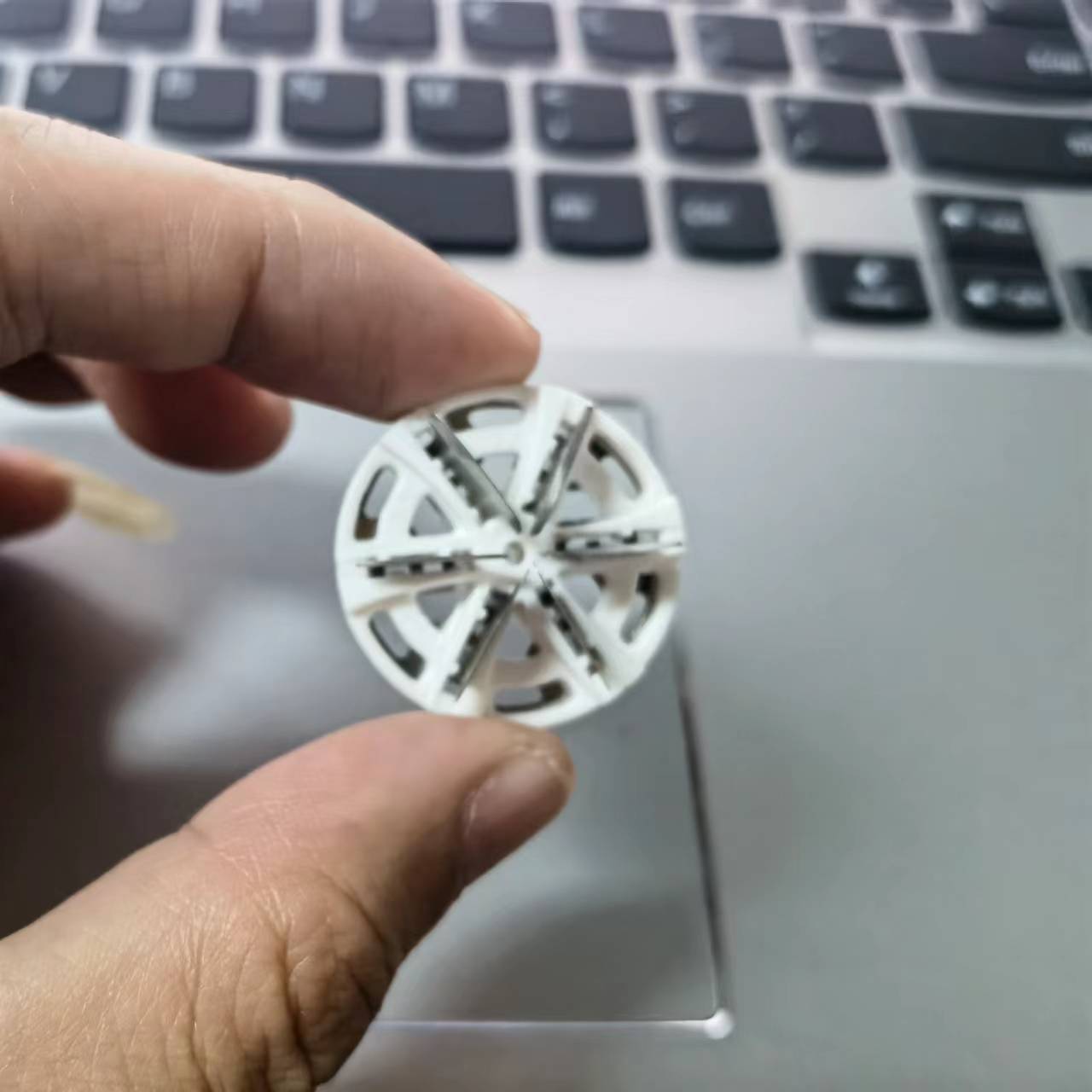 Mini rasoio elettrico portatile senza fili ricaricabile USB per il viso, rasatura di piccole dimensioni, per uomo, bagnato e asciutto, indolore